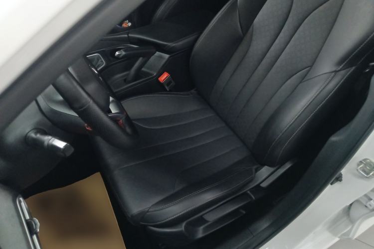 Used CHANGAN Eado 2021 PLUS 1.6L GDI Manual Elite Model
