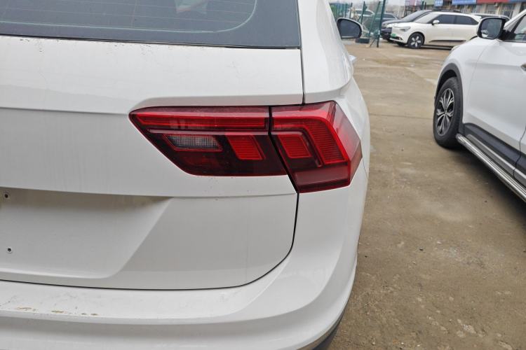 Used Volkswagen Tiguan L 2020 330TSI Automatic Two-Wheel Drive Smart Luxury Edition China VI Standard