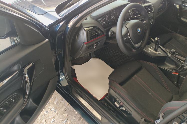 Used BMW 1 Series 2015 120i Sport Design Package
