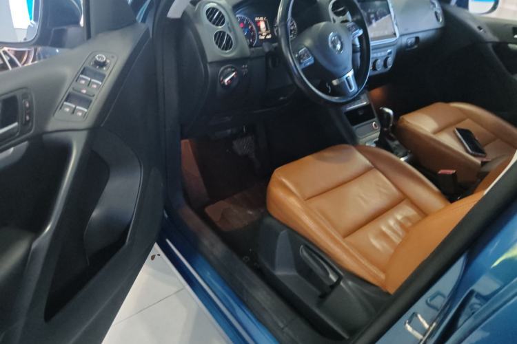 Used Volkswagen Tiguan 2016 2.0 TSI Four-Wheel Drive Standard Version Left Front Seat