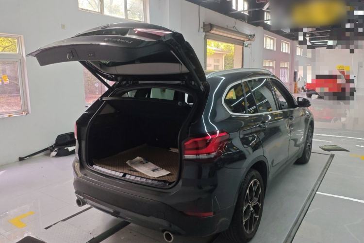 Used BMW X1 2022 sDrive25Li Leading Model Trunk