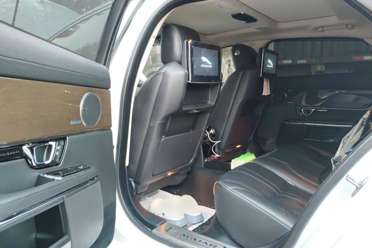 Used Jaguar XJ 2018 XJL 3.0 SC Four-Wheel Drive Panoramic Business Edition