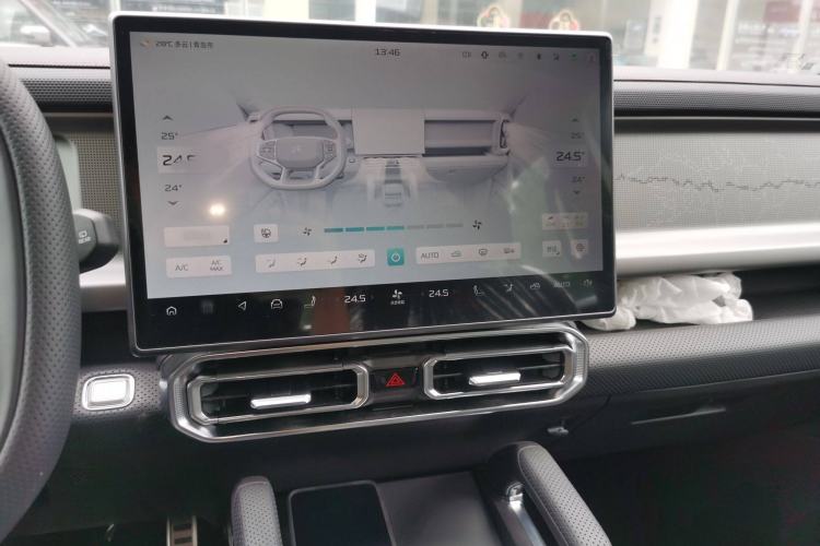 Used JETOUR Traveler C-DM 2025 206km XWD Extended-Length 7-Seater