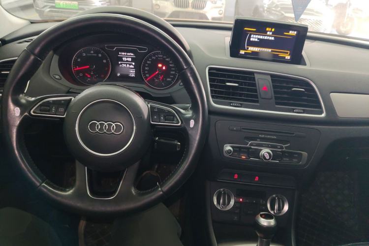 Used Audi Q3 2015 30 TFSI Ambition Edition
