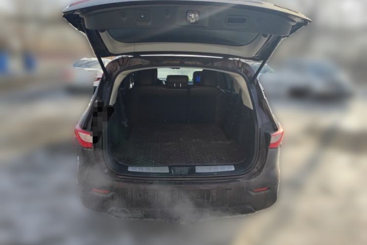 Used Infiniti QX60 2014 3.5L Four-Wheel Drive All-Terrain Version Trunk