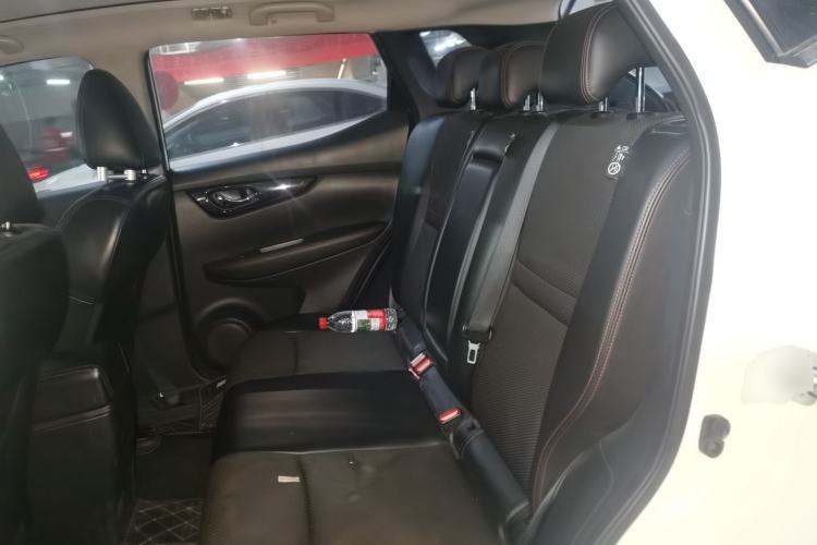 Used Nissan Qashqai 2017 2.0L CVT Luxury Edition China VI Standard Left Rear Seat