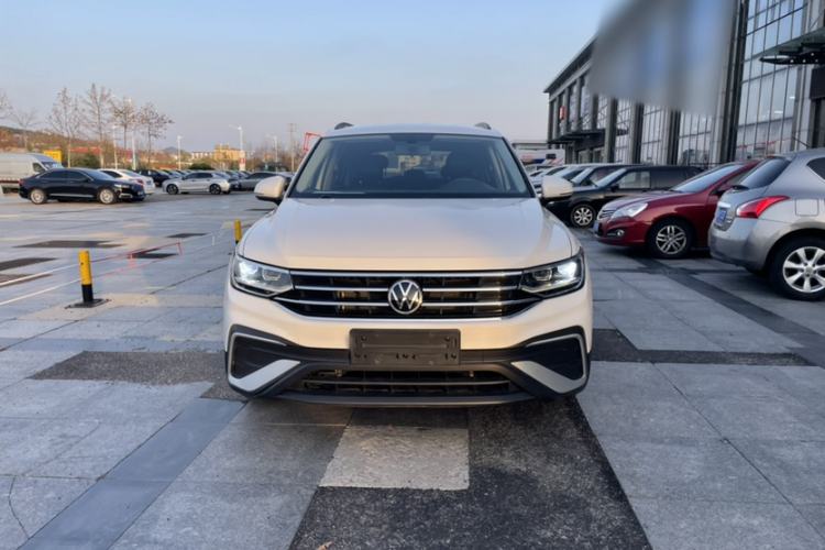 Used Volkswagen Tiguan L 2022 330TSI Automatic Two-Wheel Drive Comfort Edition Exterior 5