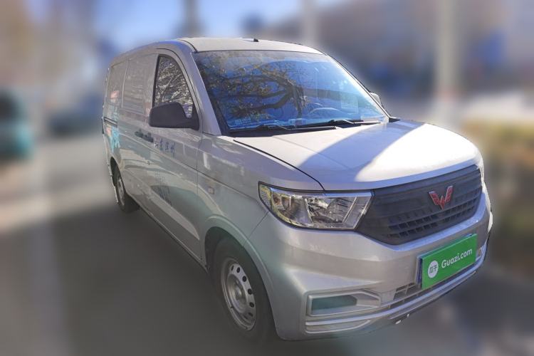 Used Wuling Hongguang V 2019 1.5L Jingqu Edition Sealed-Window Vehicle China VI LAR