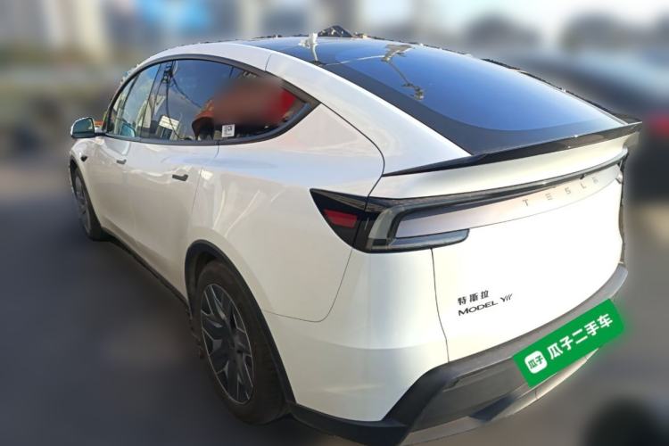 Used Tesla Model Y L 2025 Model Long-Range All-Wheel-Drive Version
