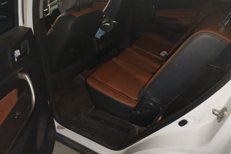 Used Oshan CX70 2016 1.6L Manual Luxury Model
