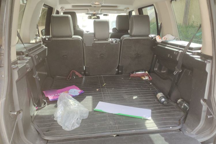 Used Land Rover Discovery  Trunk