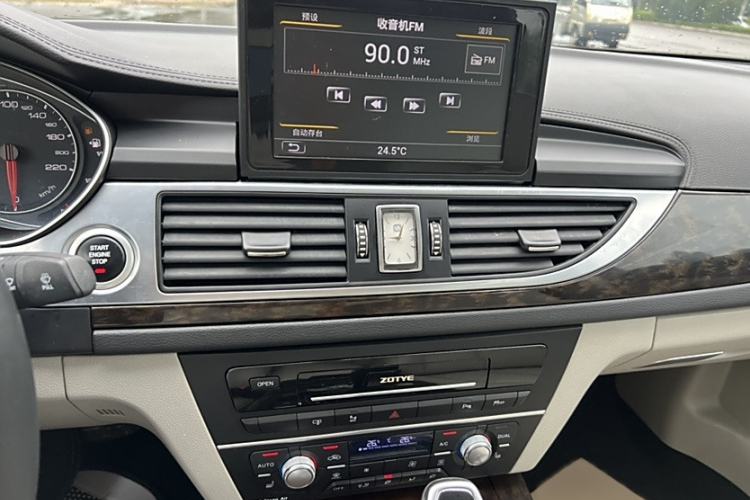 Used Zotye Z700 2016 1.8T DCT Elegant Version
