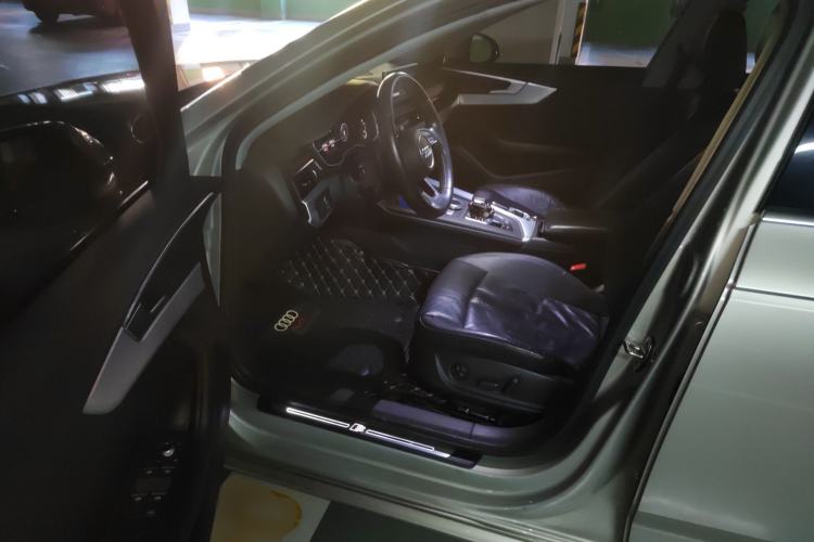 Used Audi A4L 2018 30th Anniversary Edition 40 TFSI Fashion Model