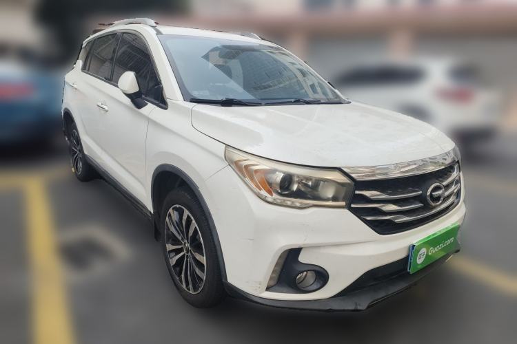 Used GAC Trumpchi GS4 2015 200T G-DCT Luxury Edition Front Right 45 Deg