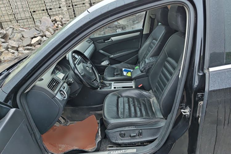 Used Volkswagen Passat 2015 1.8TSI DSG Prestige Edition Left Front Seat