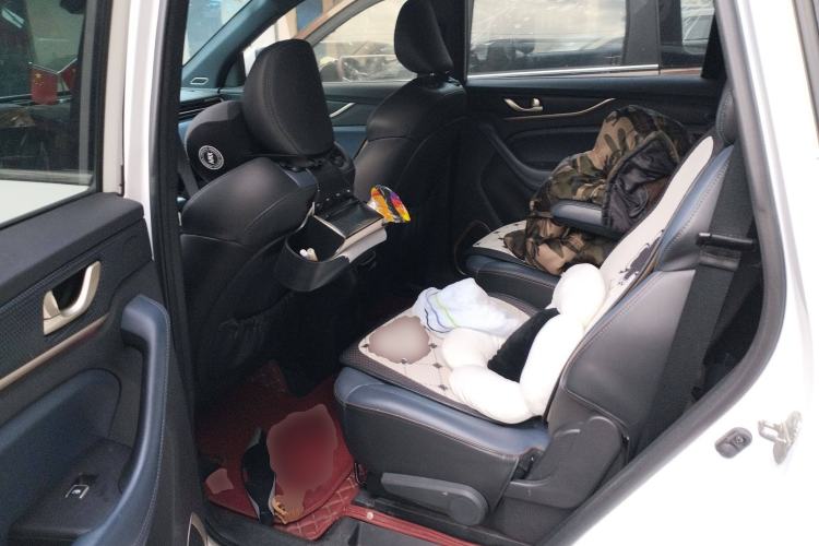 Used CHANGAN OSHAN COS1 2018 1.5T Automatic Smart 7-Seater
