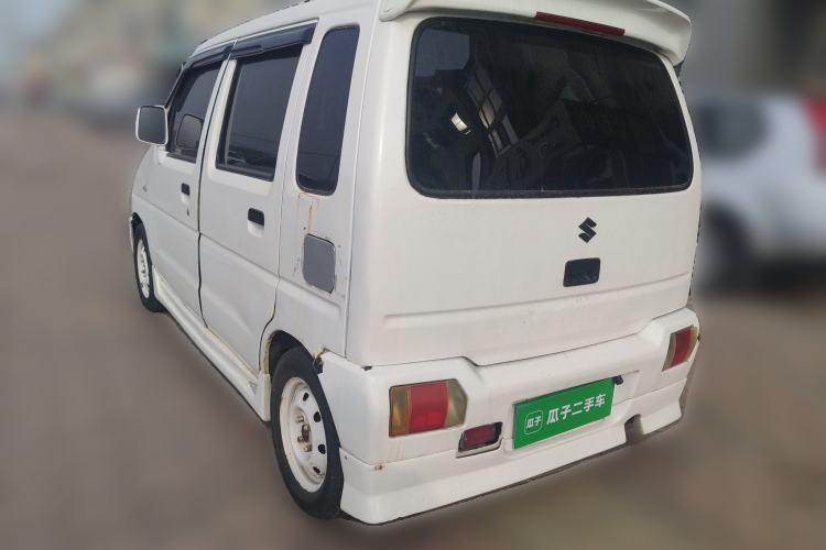 Used Suzuki Wagon R 2013 Venture Edition 1.0L Manual Economy Model
