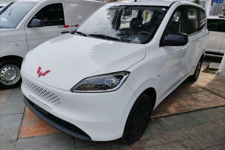 Used Wuling Hongguang New Energy 2025 Extended-Range Hybrid 50KM Comfort Version
