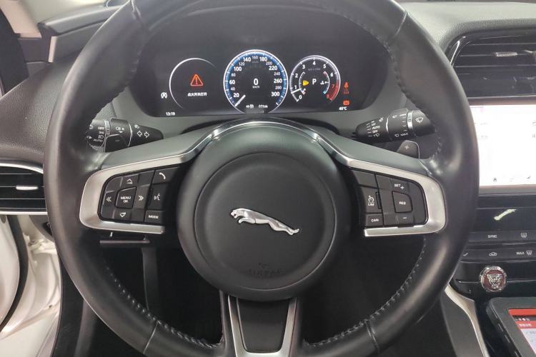 Used Jaguar XEL 2019 2.0T 200 PS Deluxe Edition