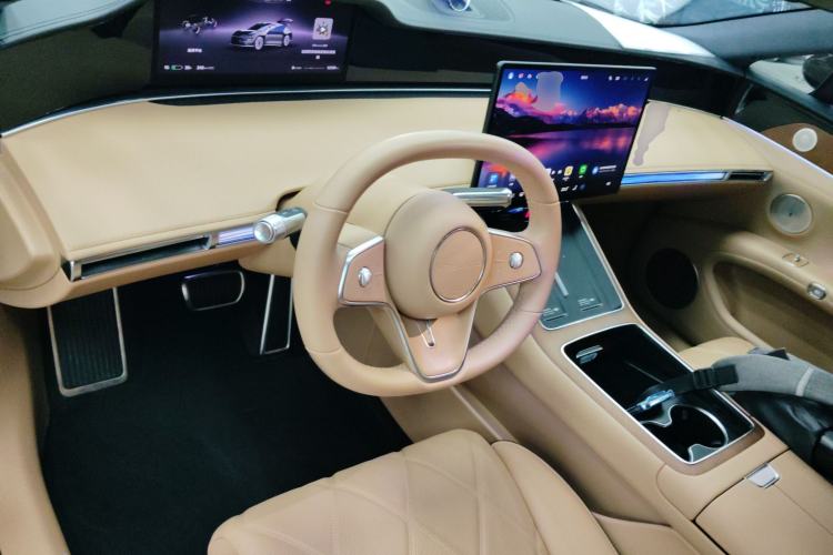 Used Hima Stelato S9 2024 All-Electric Max Rear-Drive Long-Range Version
