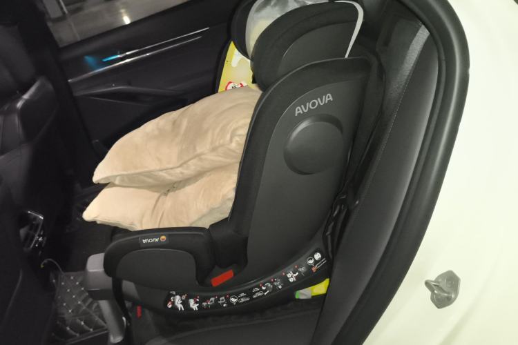 Used Ford Mondeo 2025 2.0T EcoBoost Ultimate Edition Left Rear Seat