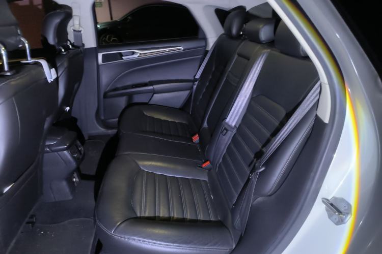 Used Ford Mondeo 2013 2.0L GTDi 200 Luxury Model
