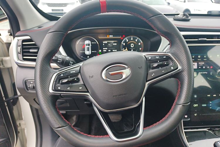 Used GAC Trumpchi GS4 PLUS 2023 390T Automatic Nebula Edition Steering Wheel