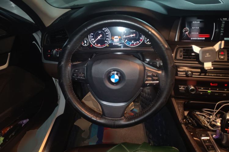 Used BMW 5 Series 2014 525Li Luxury Design Package