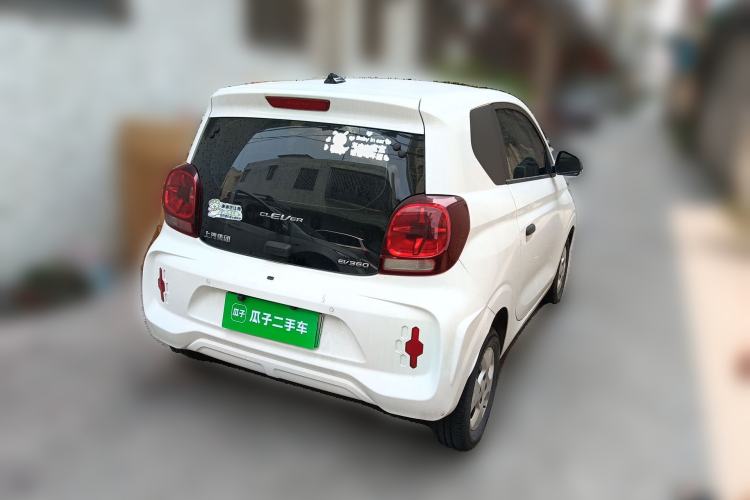 Used Roewe Clever 2021 302 km New Four-Seater Super-Efficient Version Rear Right 45 Deg