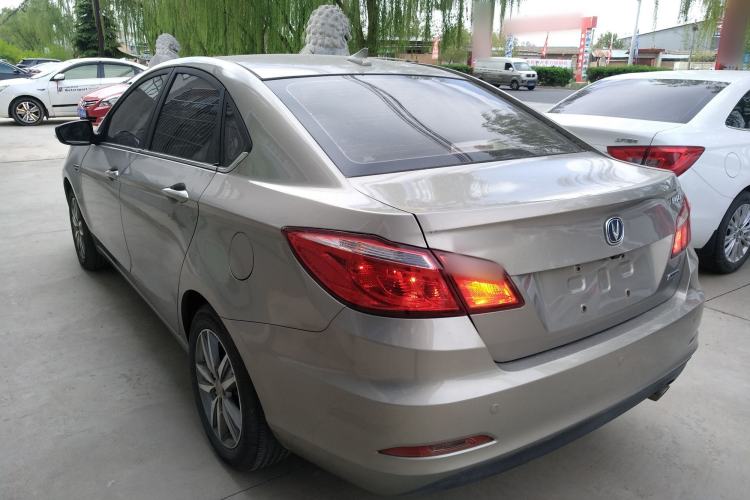Used CHANGAN Eado 2016 1.6L Manual Fashion Edition Exterior 2