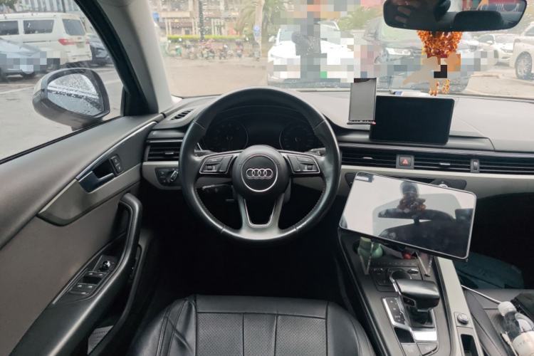 Used Audi A4L 2019 40 TFSI Ambition China VI