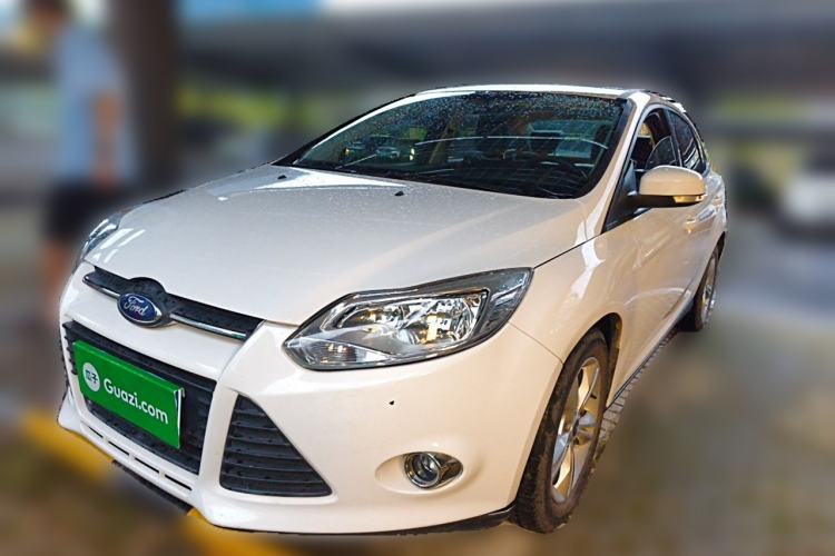 Used Ford Focus 2012 Sedan 1.6L Automatic Fashion Edition Guazi used car, China used car export, Used car for sale, Used  cars, Cheapest cars for sale