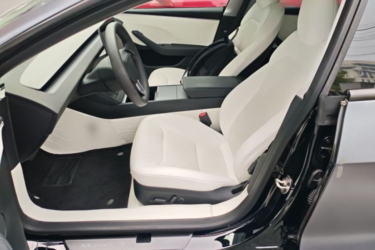 Used Tesla Model 3 2023 Long-Range All-Wheel-Drive Version
