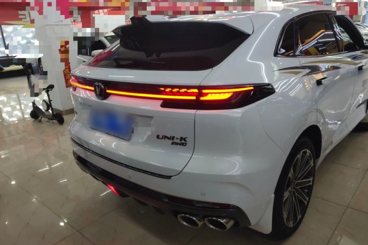 Used CHANGAN UNI-K 2021 2.0T All-Wheel Drive Prestige Version Rear