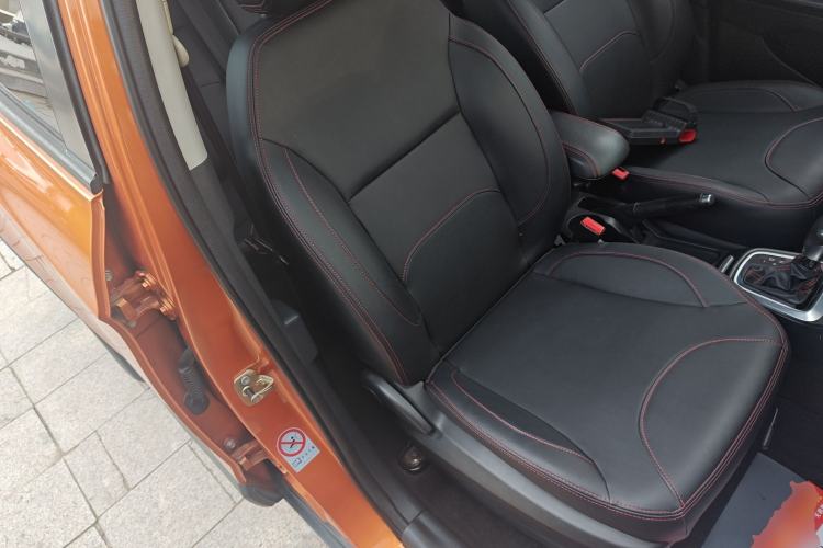 Used Brilliance V3 2016 1.5L Automatic Comfort Model Right Front Seat