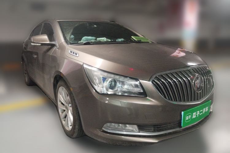 Used Buick LaCrosse 2013 2.0T SIDI Smart Luxury Flagship Edition Front Right 45 Deg