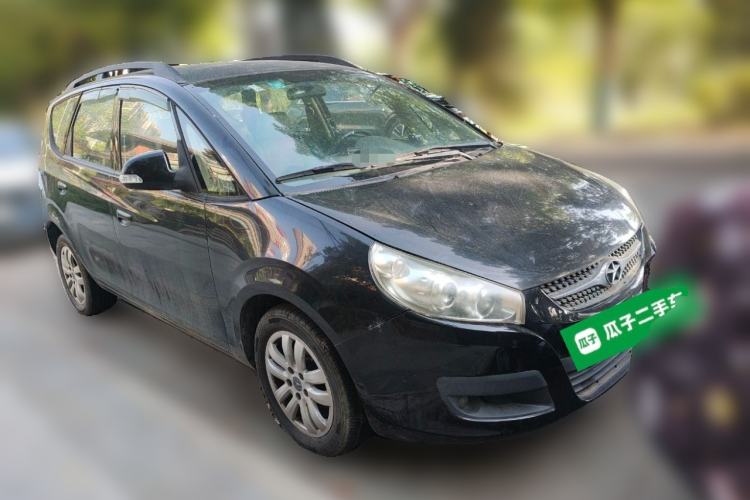 Used JAC Group Refine M2 2012 1.8L MT Business Luxury 5-Seater
