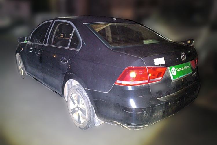 Used Volkswagen Santana 2013 1.6L Manual Comfort Edition
