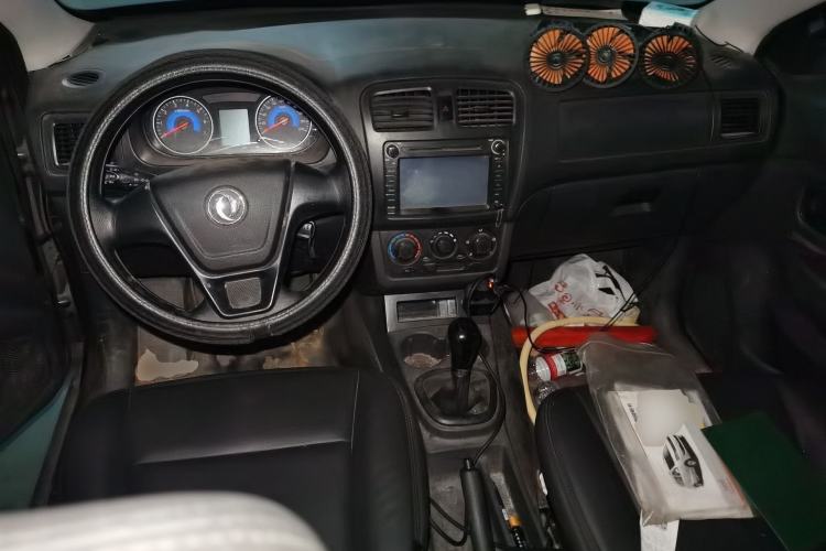 Used Dongfeng Fengon 330 2016 1.5L Manual Enjoyment Model DK15