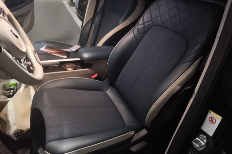 Used ORA Good Cat 2021 400km Standard Range Venus Edition Lithium-Ion Battery Left Front Seat