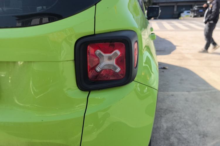 Used Jeep Renegade 2017 180T Automatic High-Energy Version
