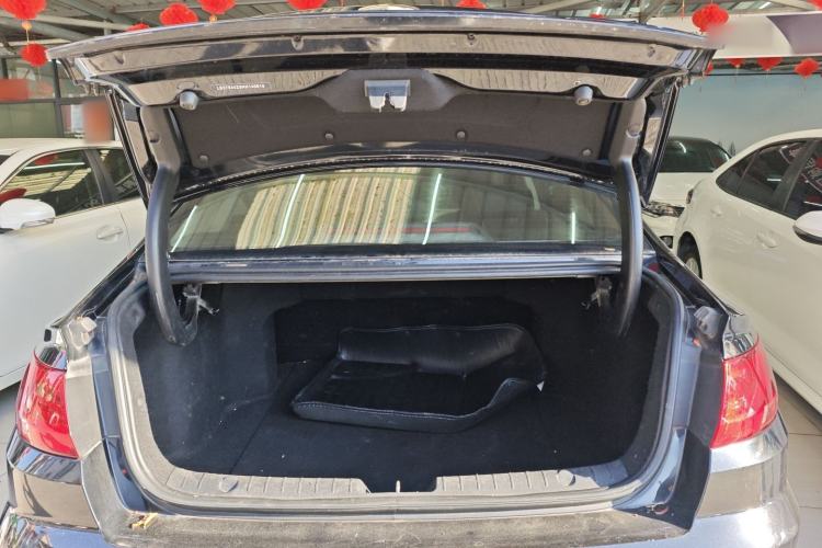 Used Geely Auto Emgrand GL 2017 1.8L DCT Elite Model
