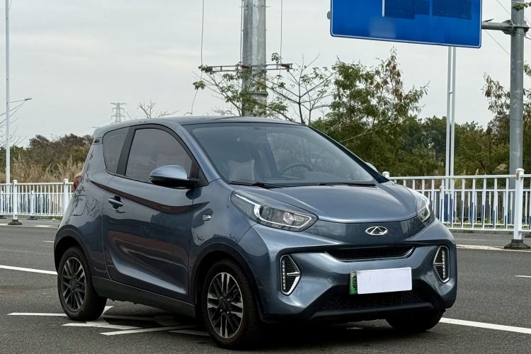 Used Chery Little Ant 2022 Revised Version Sweet Pink Edition Half-Sugar Version Lithium Iron Phosphate 30.7 kWh 30 kW 301 km