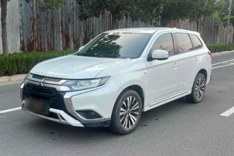 Used Mitsubishi Outlander 2021 Revised Version 2.0L Two-Wheel Drive Comfort Edition 5 Seats