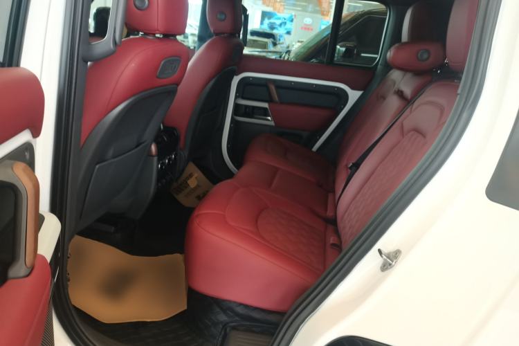 Used Land Rover Defender 2021 110 P400 SE