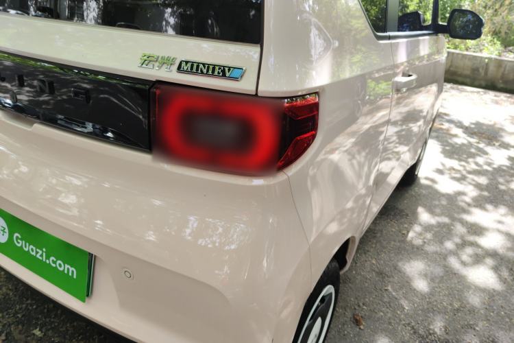 Used Wuling Hongguang MINIEV 2021 Macaron Premium Model – Lithium Iron Phosphate
