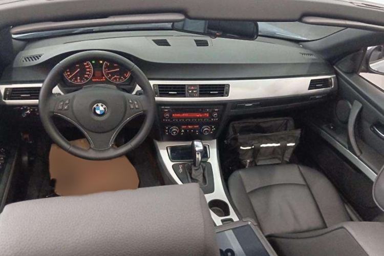 Used BMW 3 Series 2011 320i Convertible Coupe
