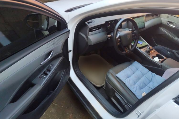 Used BYD Qin PLUS 2025 DM-i Smart Drive 55KM Leading Model
