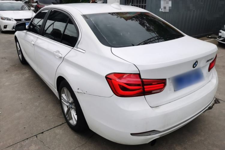 Used BMW 3 Series 2016 320Li Ambition Model
