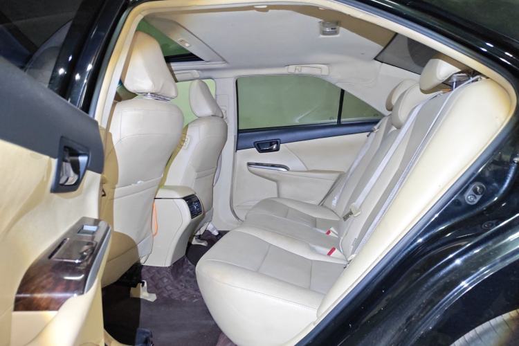 Used Toyota Camry 2016 2.0G 10th Anniversary Leading Edition